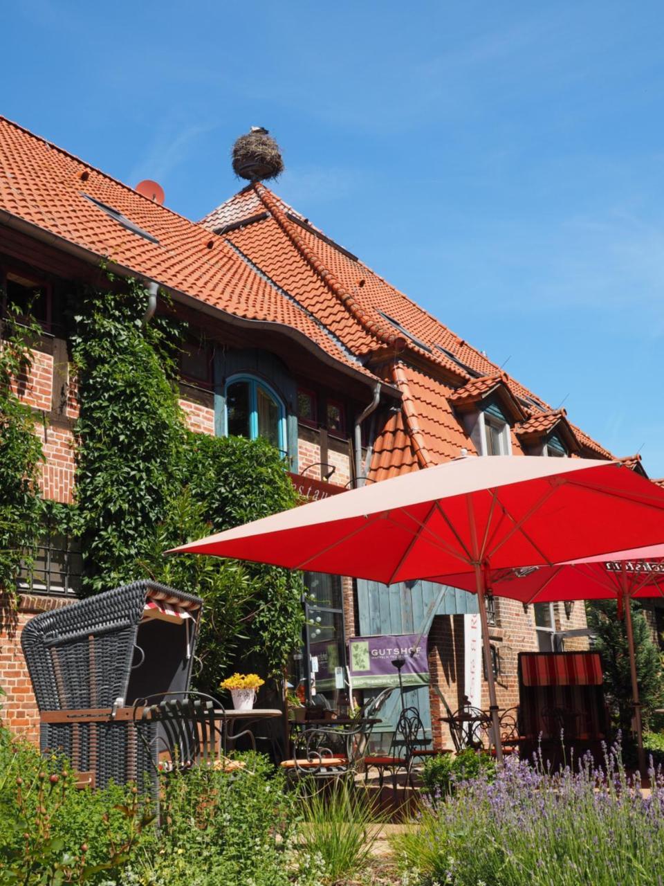 Bio-Hotel Gutshof Insel Usedom Mellenthin Buitenkant foto